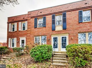 1510 S Edgewood St APT 544, Arlington, VA 22204