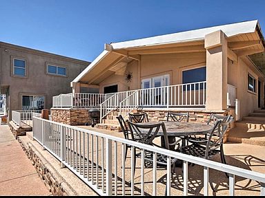 8865 Apache Loop Parker Az 85344 Zillow