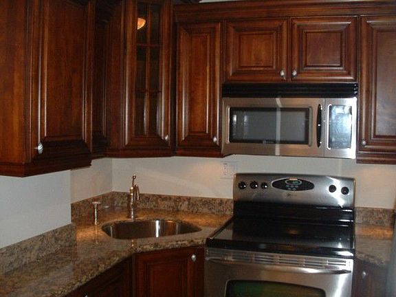 2nd image of 32 NE 22nd Ave APT 103
