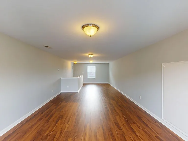 10612 Kempsford Dr — Photo 30