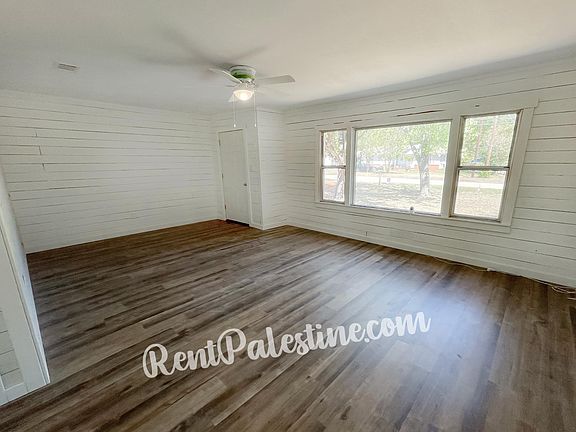 2nd image of 208 Gammage St