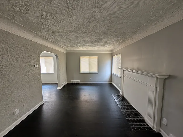 18508 Coyle St — Photo 3