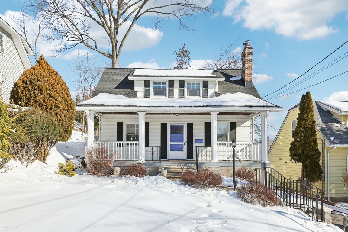 Forest Hill Rd-S0302-001.jpg