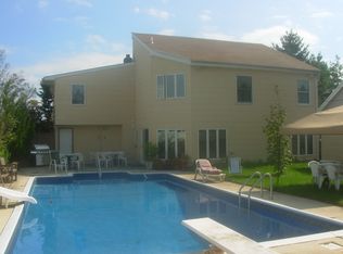 534 Sand Hill Rd, Wantagh, NY 11793