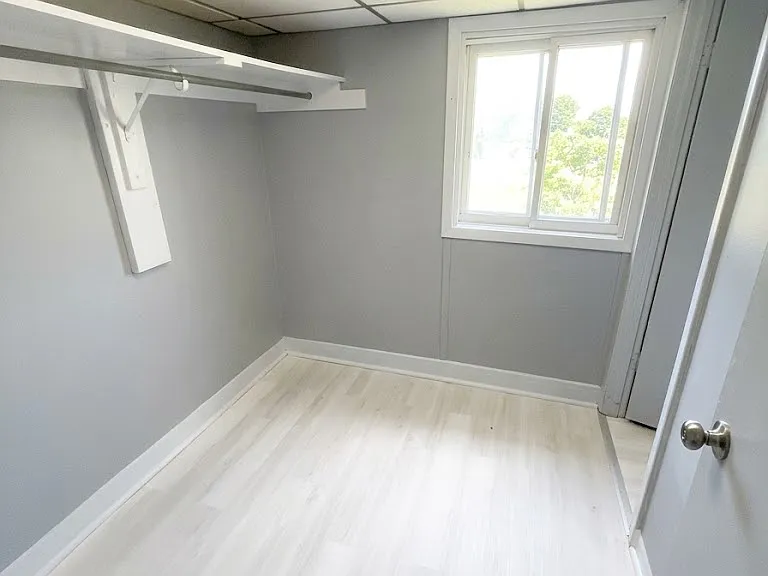 754 E 14th St #3 — Photo 7