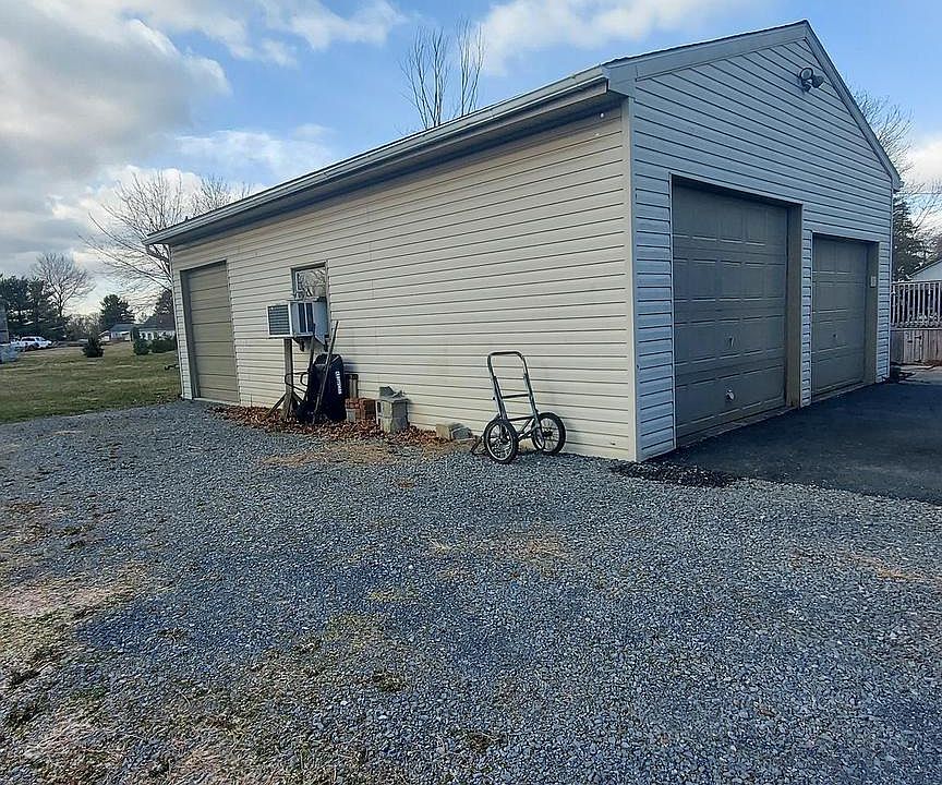 6844 Lincoln Way W W, Saint Thomas, PA 17252 Zillow