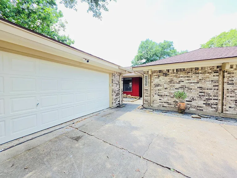 13438 Nevermore Dr — Photo 3