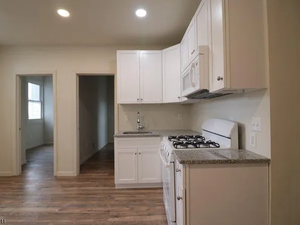 109 Summer Ave, Newark, NJ 07104