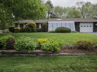 25 Birch Ln, Ipswich, MA 01938