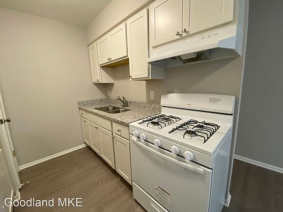 5th image of 2210 W College Ave #14