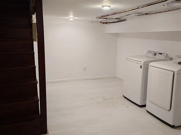 2224 Latona St — Photo 17