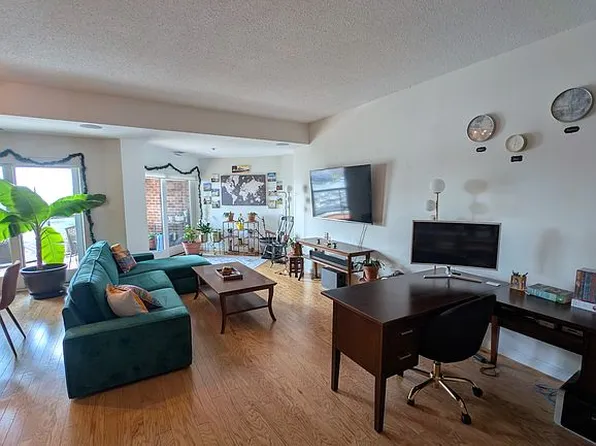 2515 Boston St Unit 1206, Baltimore, MD 21224