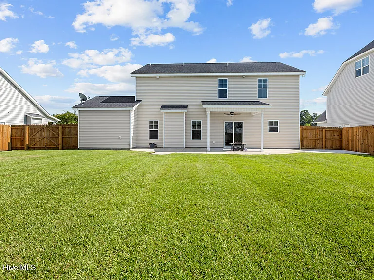 403 Zircon Ct — Photo 28