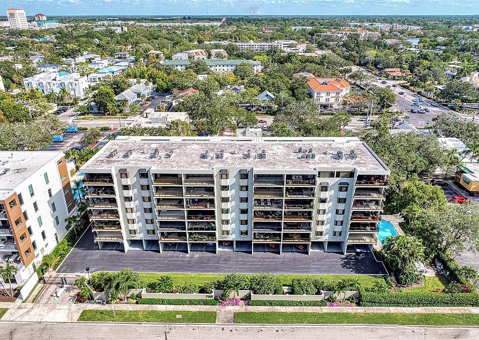1st image of 755 S PALM AVENUE #404