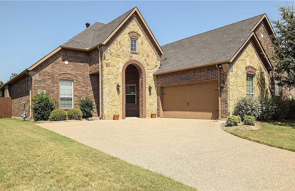 1st image of 909 Joshua Ct