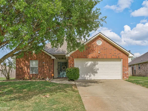 604 Whitefield Ln, Indian Hills, LA 71112