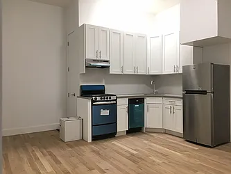 Rented by Lang Realty LLC