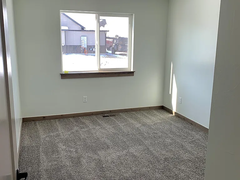 3915 Swan Rd #A — Photo 15