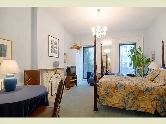 Sold by Stribling | media 3