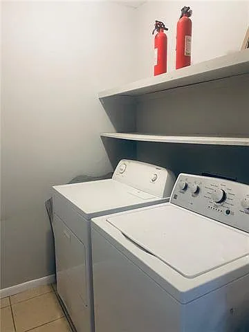 1307 Hooks Dr #B — Photo 10
