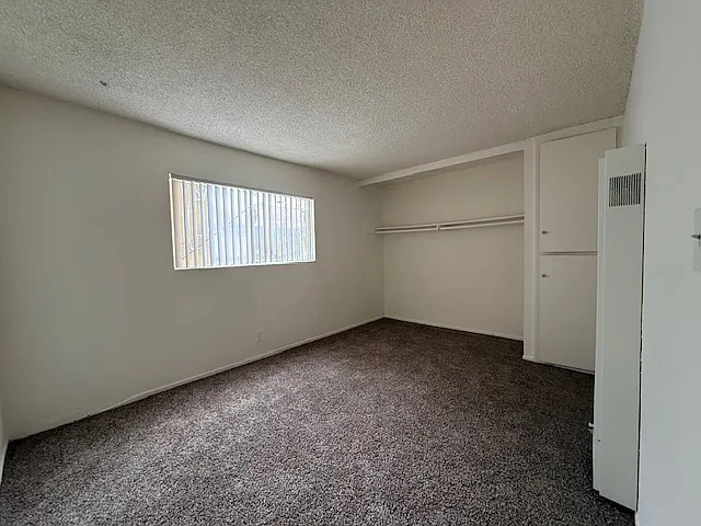 1435 Laurel Ave — Photo 8