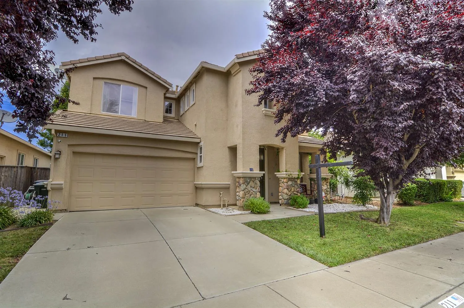 211 Unity Cir photo 1