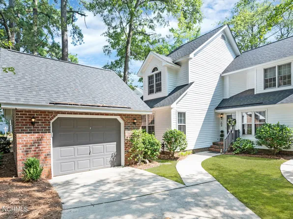 102 Gates Drive, Winterville, NC 28590