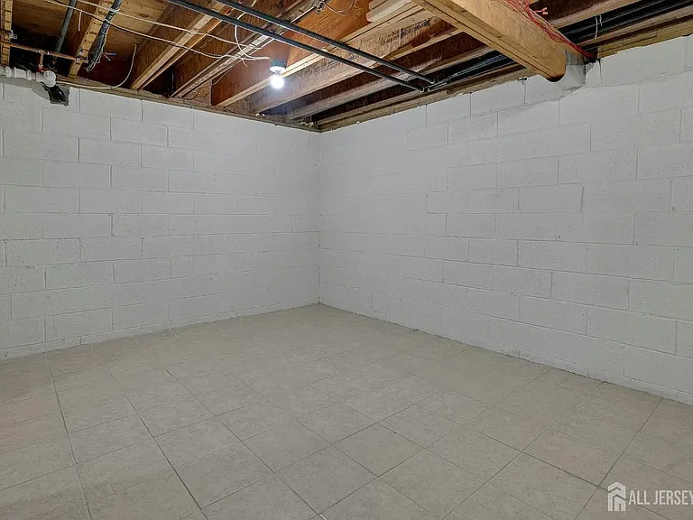 177 Bexley Ln — Photo 26