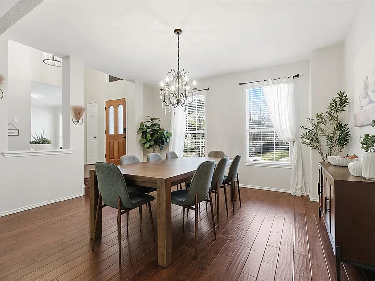 2707 Rochelle Dr — Photo 19