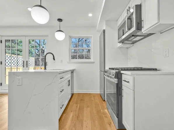 39-51 45th Street image 6 of 23