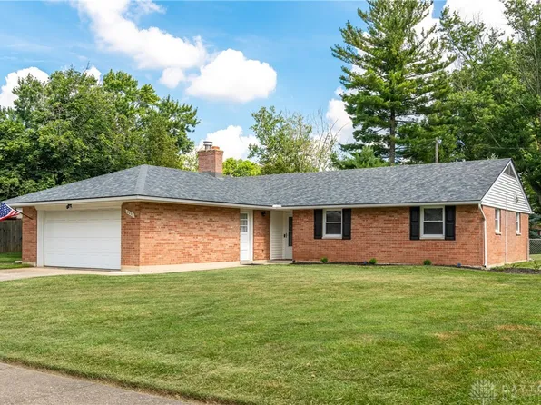 2033 Westlawn Dr, Dayton, OH 45440