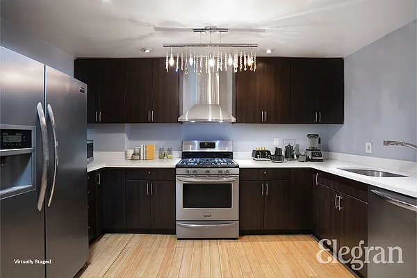 Rented by (Legacy) Elegran | media 11