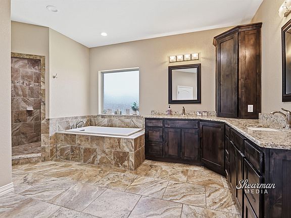4th image of 103 Vineyard Ct