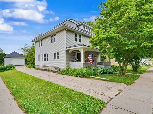 502 S Page St, Monona, IA 52159