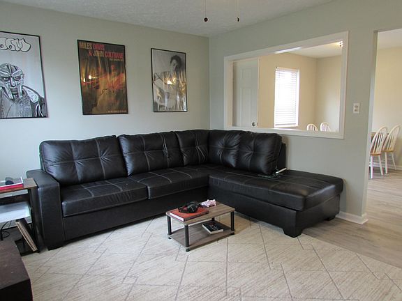 4th image of 324 Spruce Dr