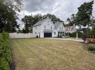 223 Old Common Rd, Lancaster, MA 01523