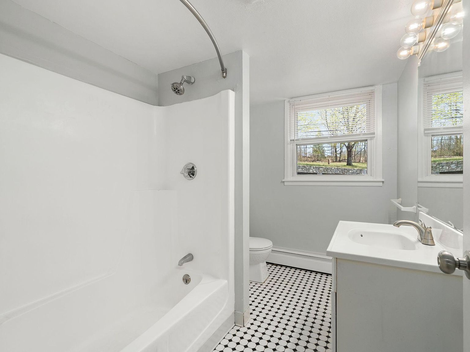 26208 Fruit Hill Ave 8, North Providence, RI 02911 Zillow