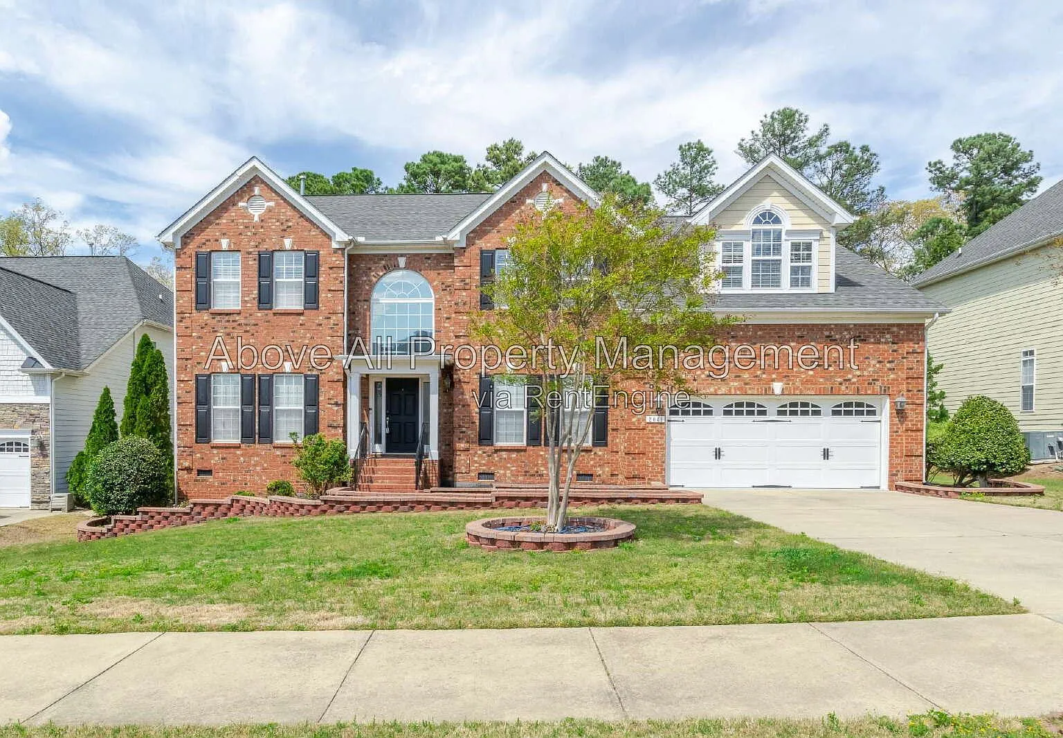 5 bed, 4.0 bath, 4423 sqft, $4,250 — Photo 1
