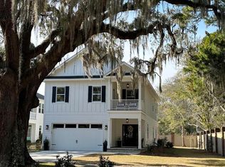 151 Berry Tree Dr, Pawleys Island, SC 29585