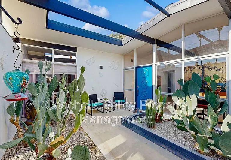 43709 Louisiana St — Photo 4