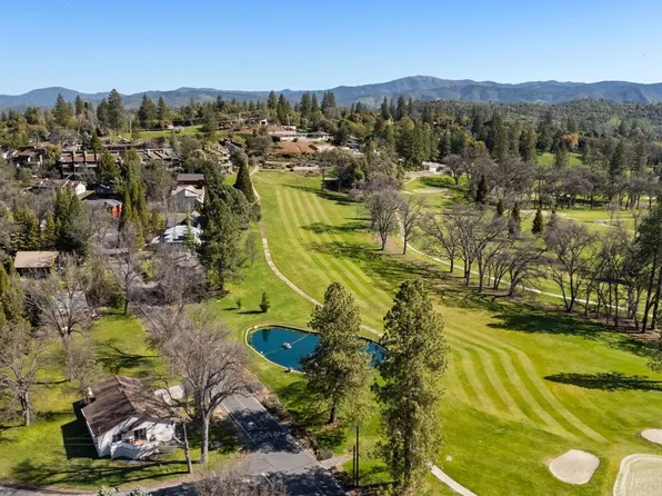 12552 Tannahill Dr, Groveland, CA 95321