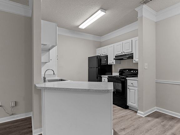4th image of 4305 Paxton Ln SW #509