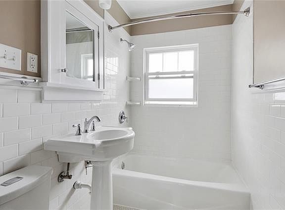 4th image of 4801 Jarboe St