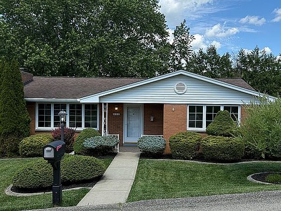 2nd image of 411 Belrose Dr