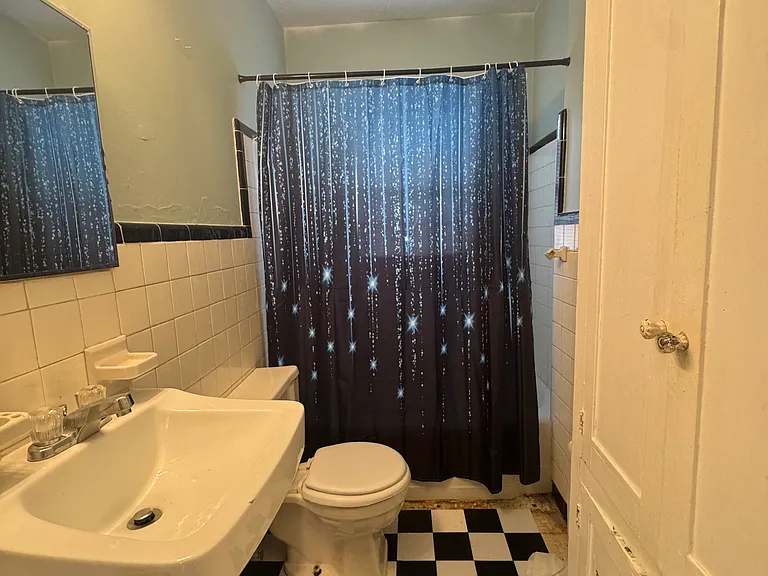 1412 Virginia St #3 — Photo 11