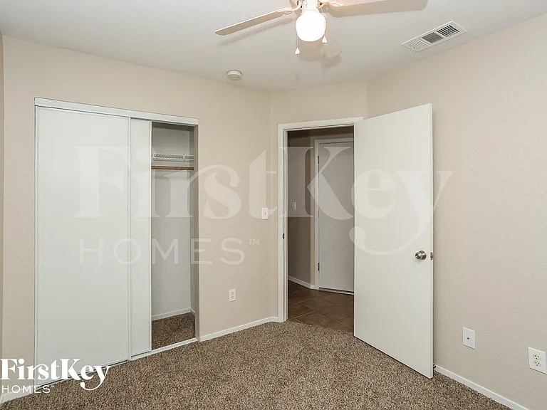 5508 Crinoline Ave — Photo 10