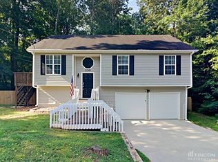 130 Pine Shadows Ct, Dallas, GA 30157
