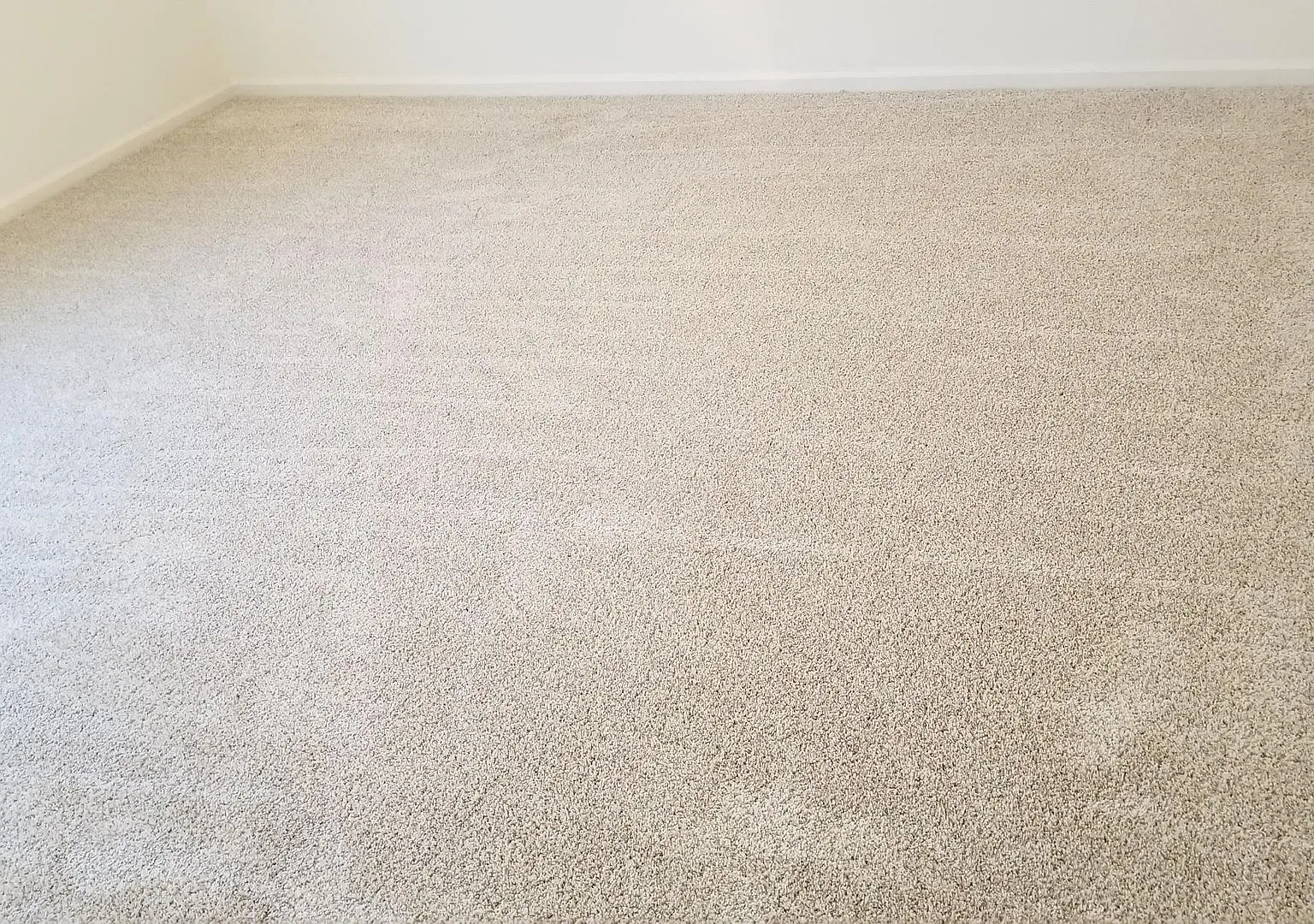 First 2 weeks free for approved applicant. 2 Bedroom home with garage. Great Area and Location! — Photo 4