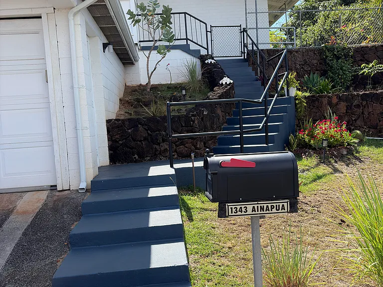 Ainapua St — Photo 1