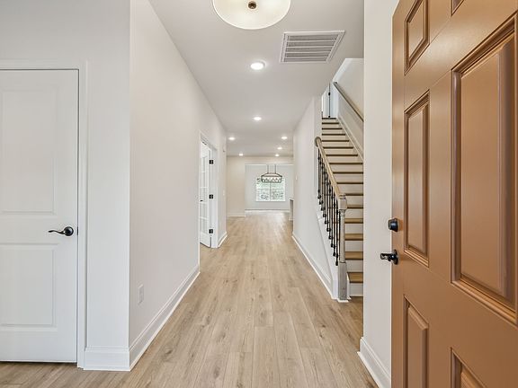 2nd image of 529 Banchory Dr Lot 7